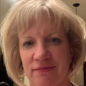 Meet your Posher, Claire